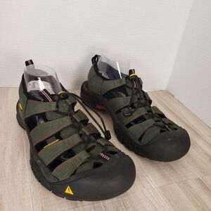 KEEN Men’s Size 11 Hiking Sandals – Waterproof, Rugged Toe, Outdoor Ready
